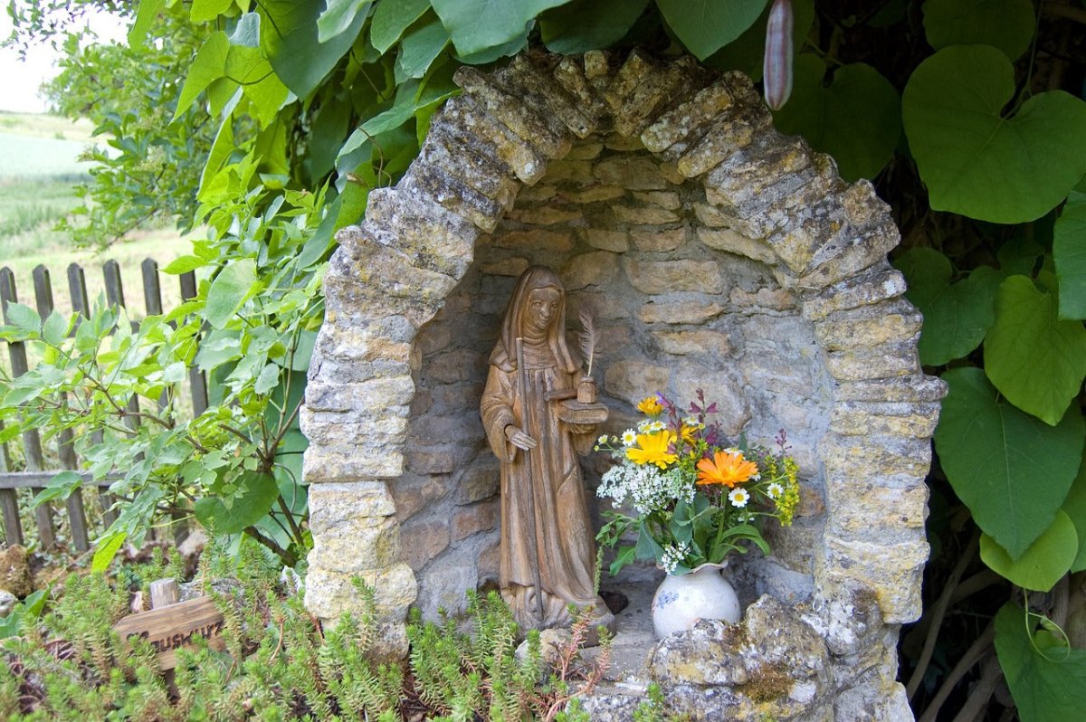 9-Kräuterwanderung nach Hildgard von Bingen - Wildschytz